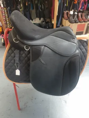 17.5" Extra Wide  Thorowgood Griffin wide saddle