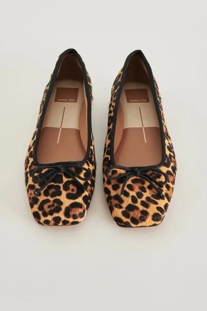 Anisa Ballet Flats