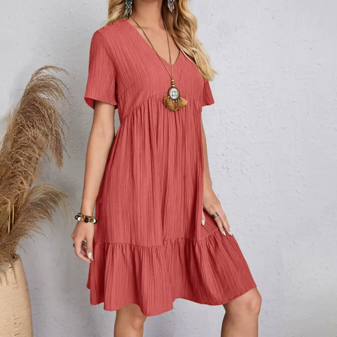 Audrey | Flowing & flattering pleated dress