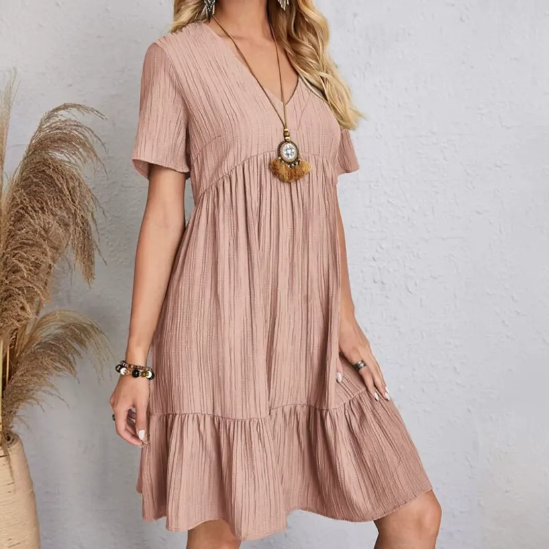 Audrey | Flowing & flattering pleated dress