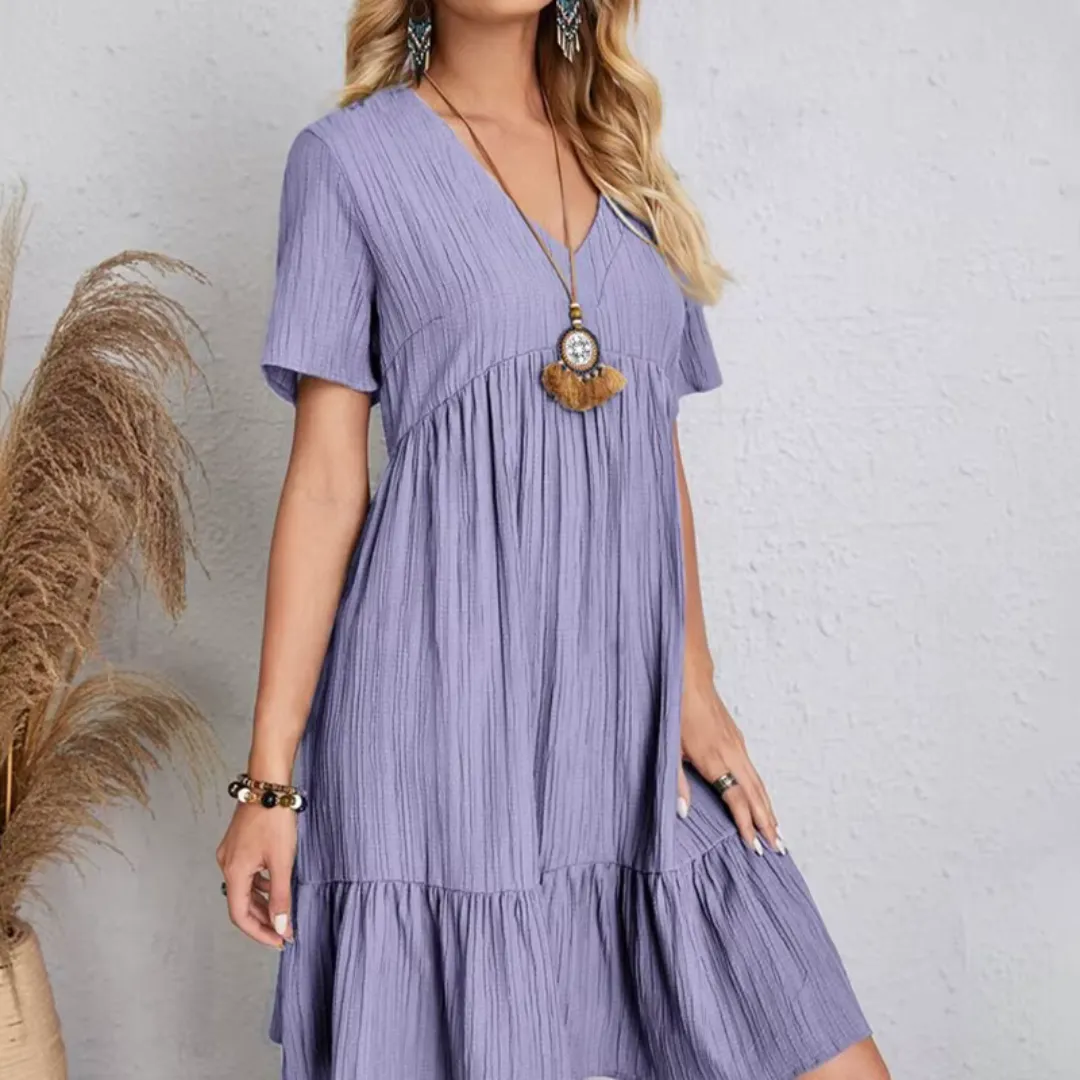 Audrey | Flowing & flattering pleated dress