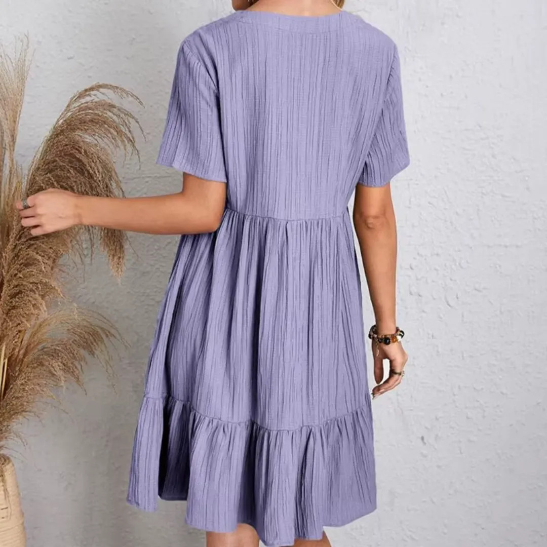 Audrey | Flowing & flattering pleated dress
