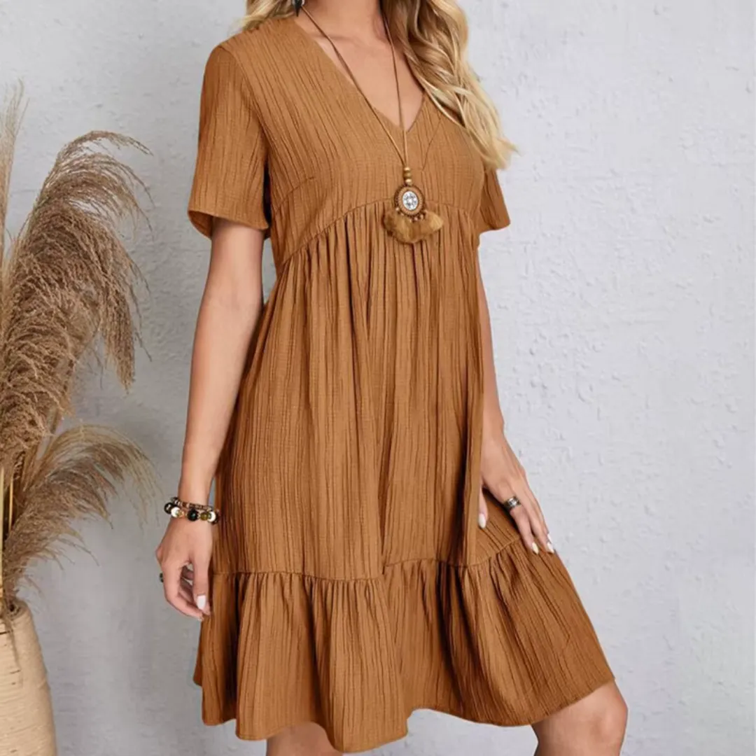 Audrey | Flowing & flattering pleated dress