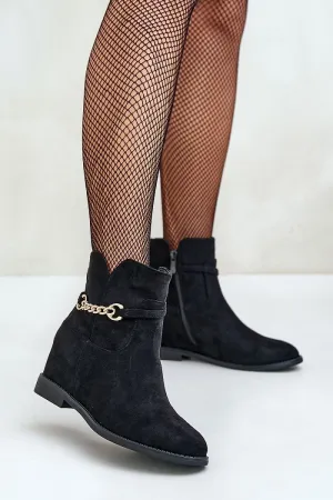 Buskin boots