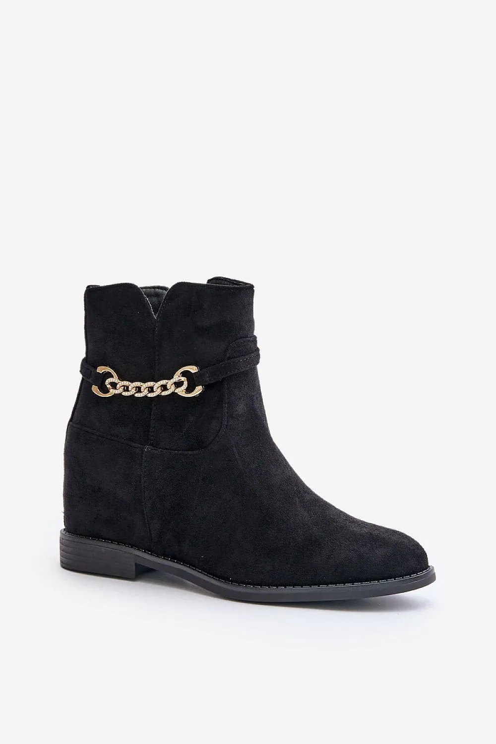 Buskin boots