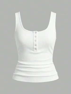 Camiseta sin mangas blanca versátil
