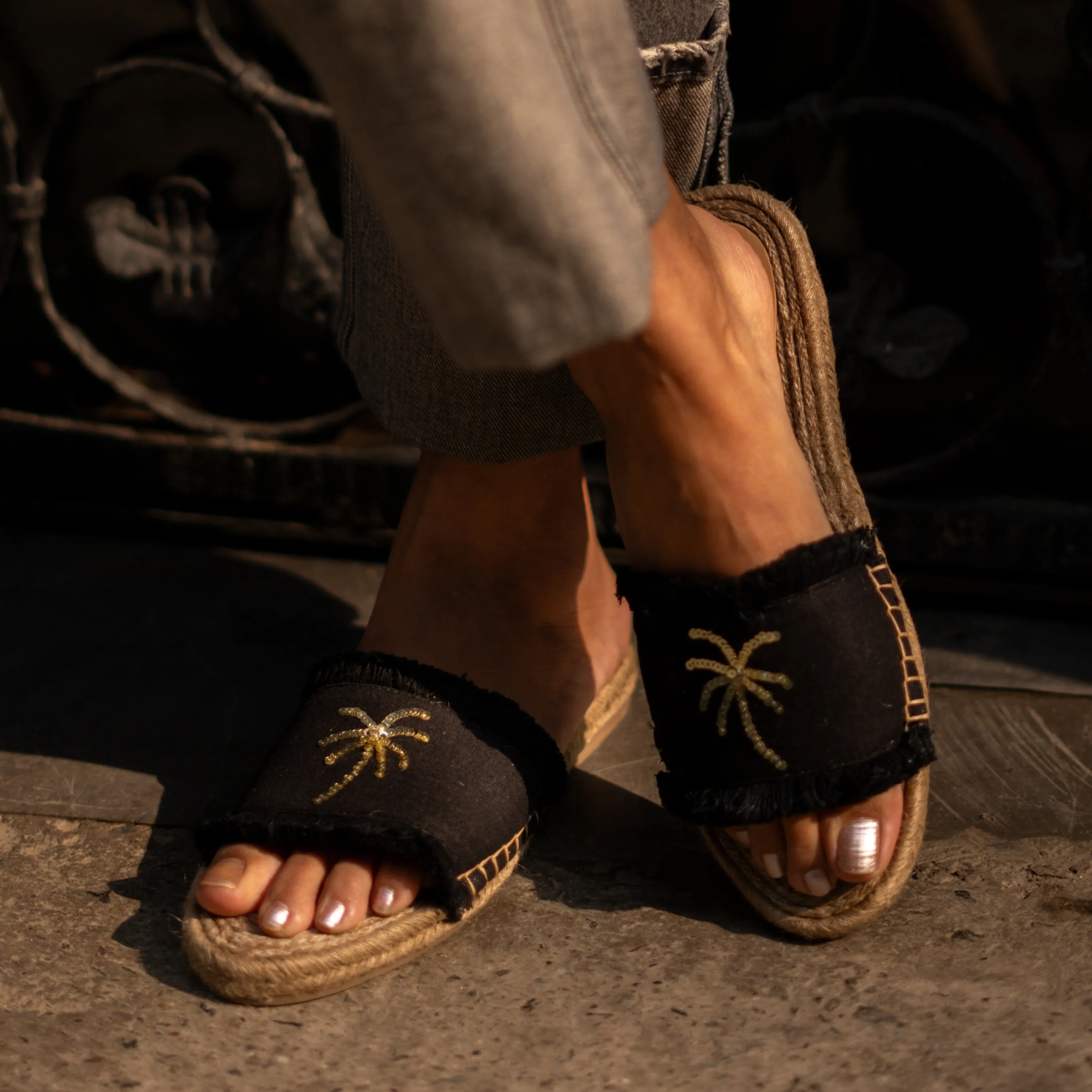 Copacabana sandals Black Flats