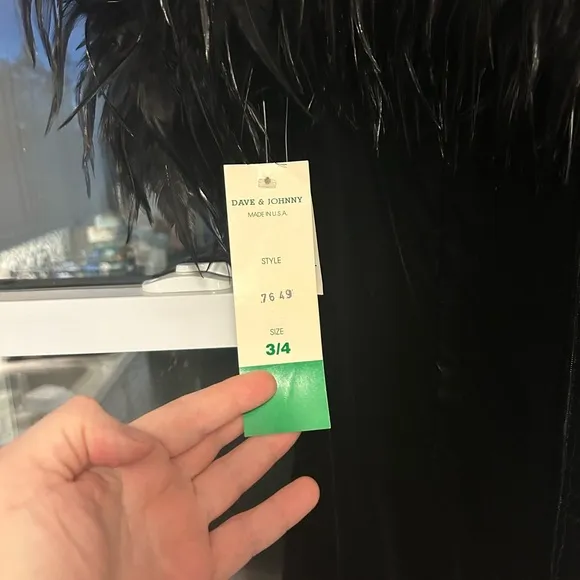 Dave &amp; Johnny NWT Black Velvet Prom Dress With Feather Trim and Slit Size 3/4