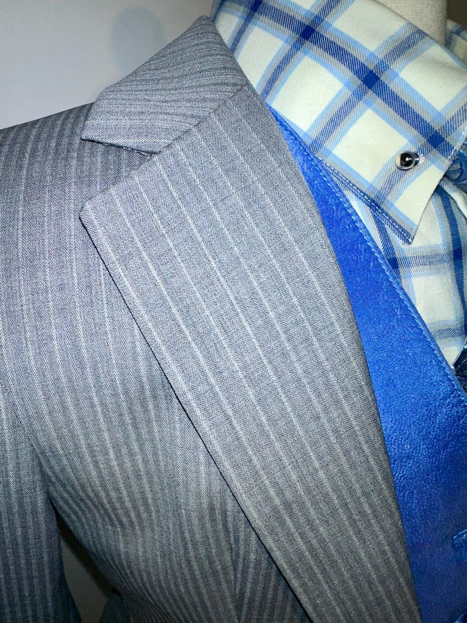 DeRegnaucourt, Boys Day Suit