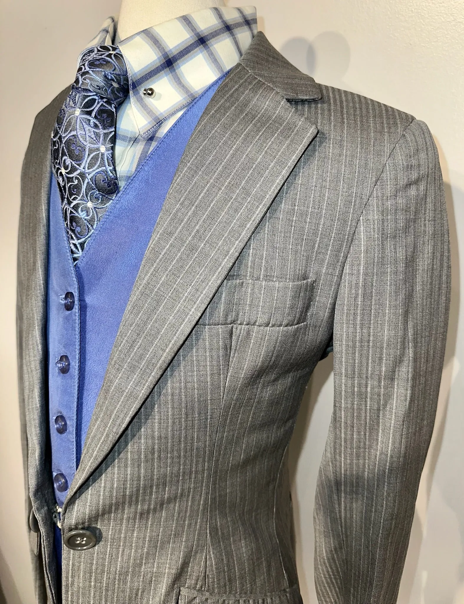 DeRegnaucourt, Boys Day Suit