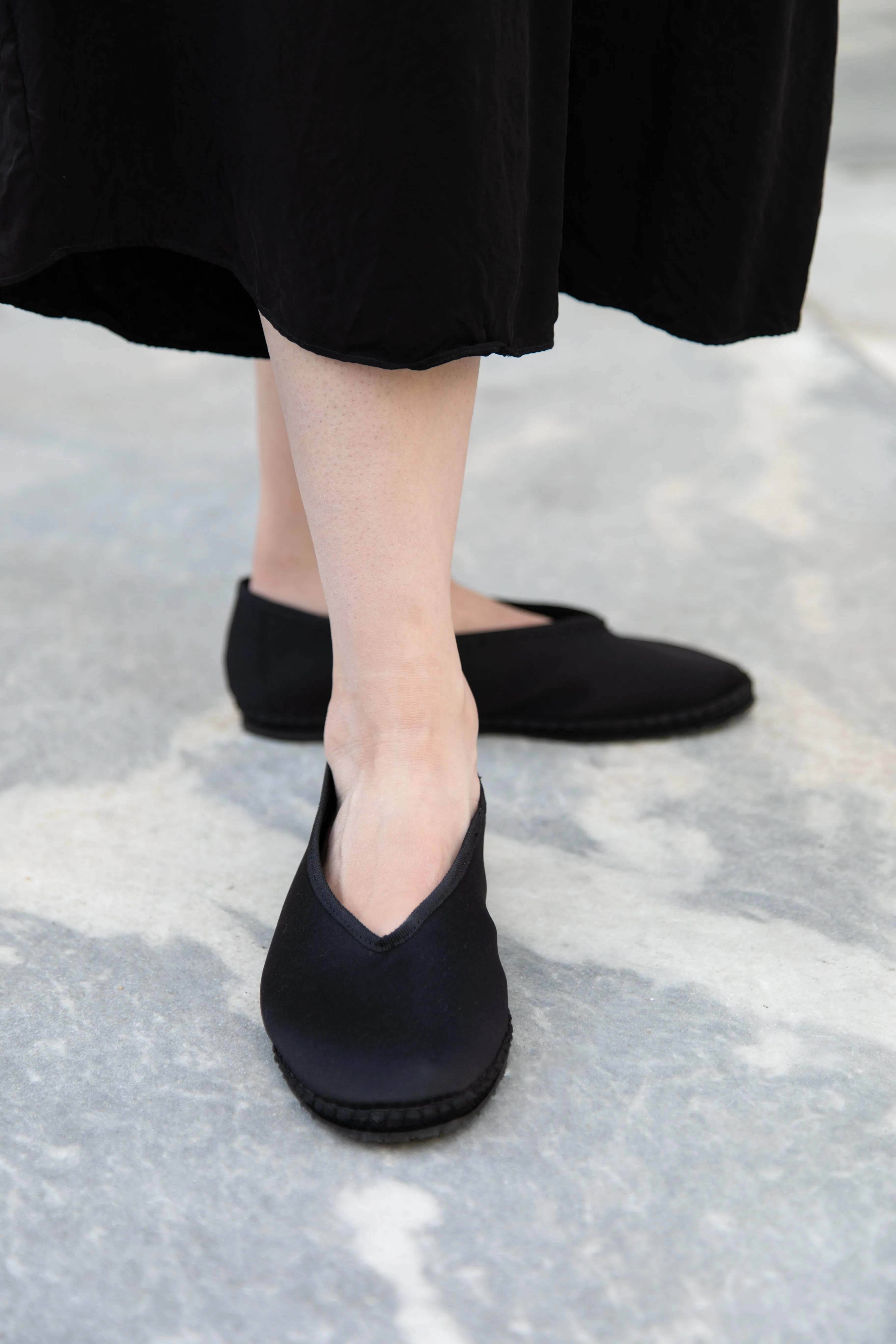 Drogheria Crivellini | Ballet Point Flats in Black Satin