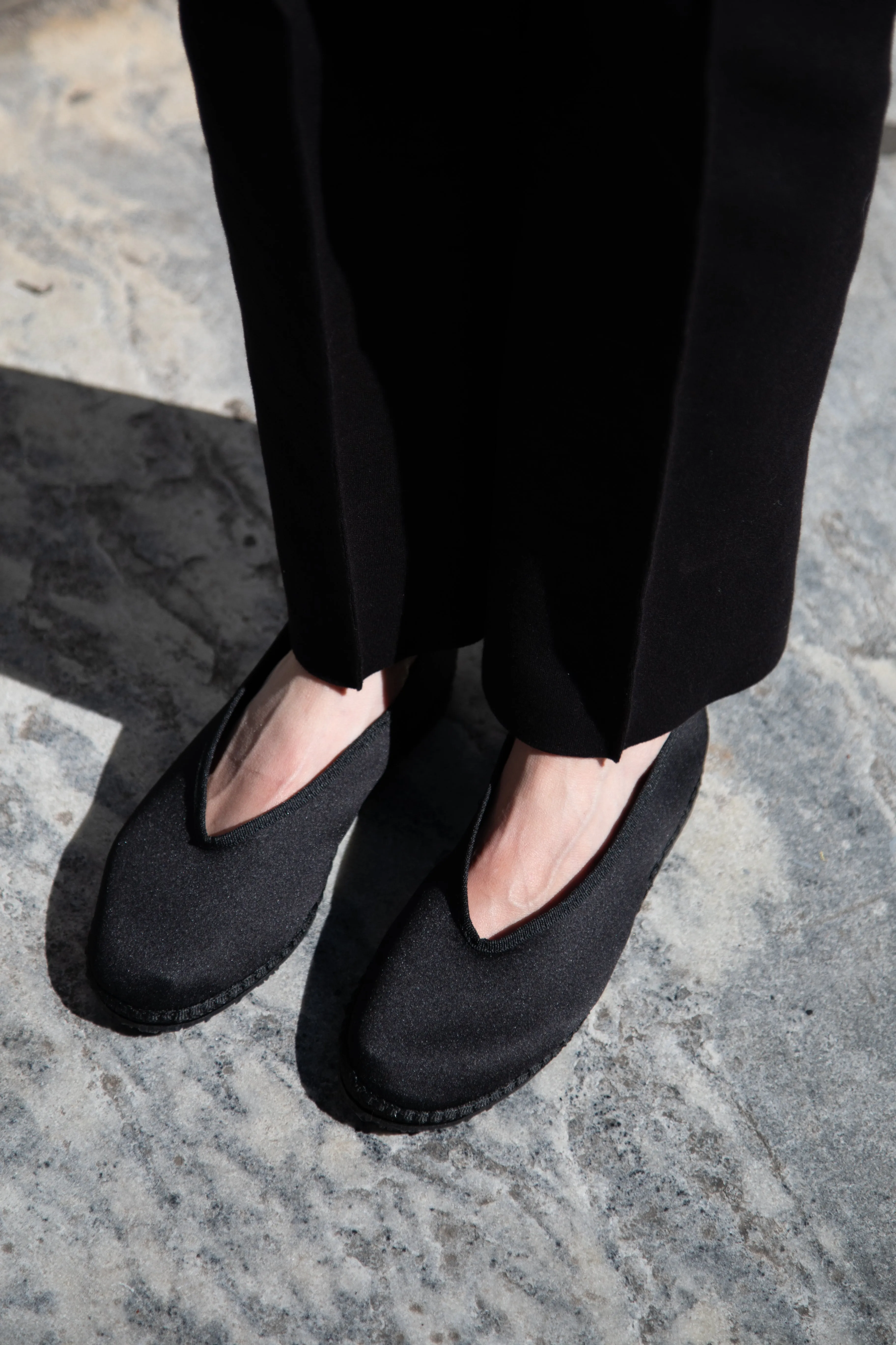 Drogheria Crivellini | Ballet Point Flats in Black Satin