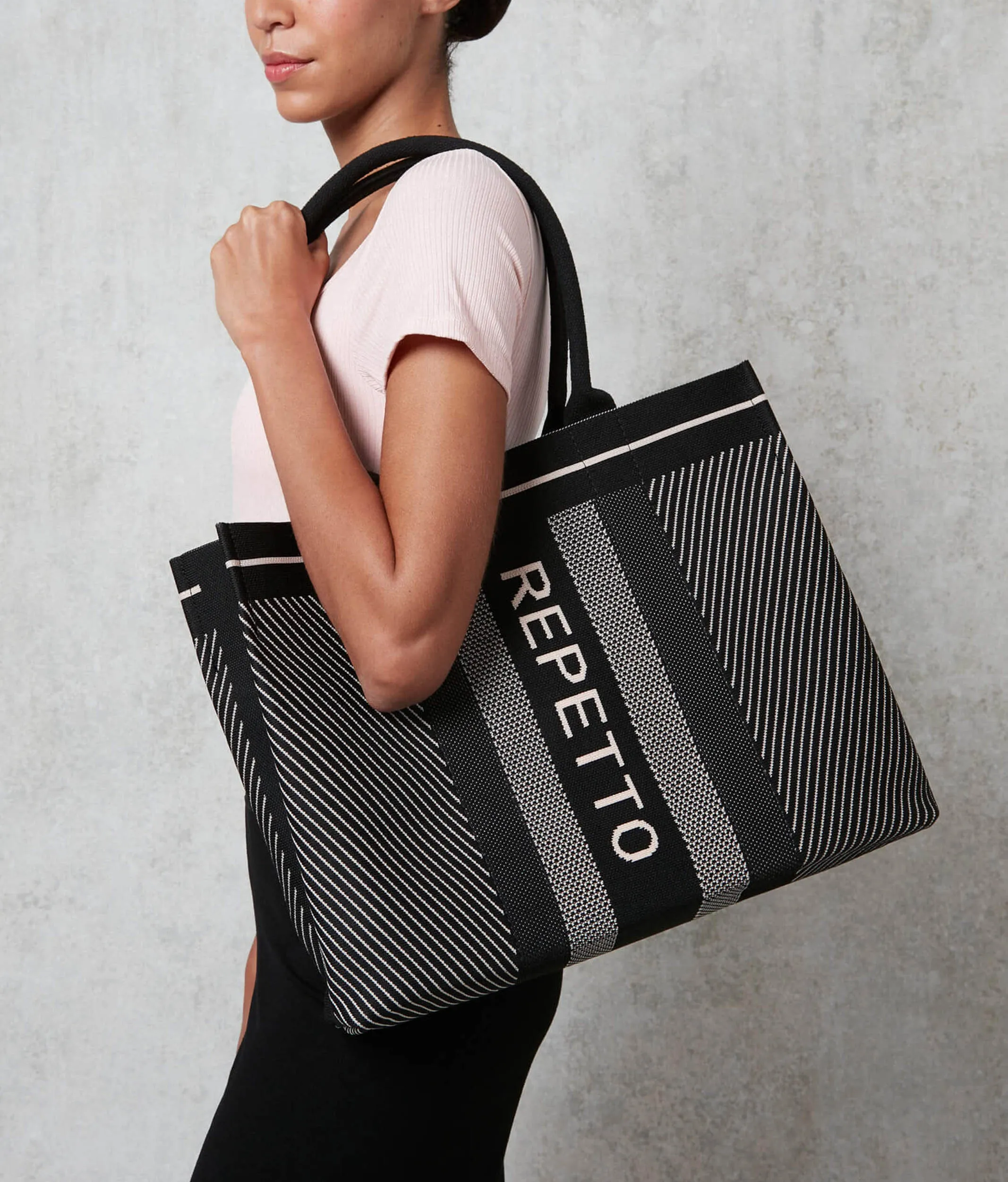 Elegant & Functional Large Shoulder Tote Bag - B0335