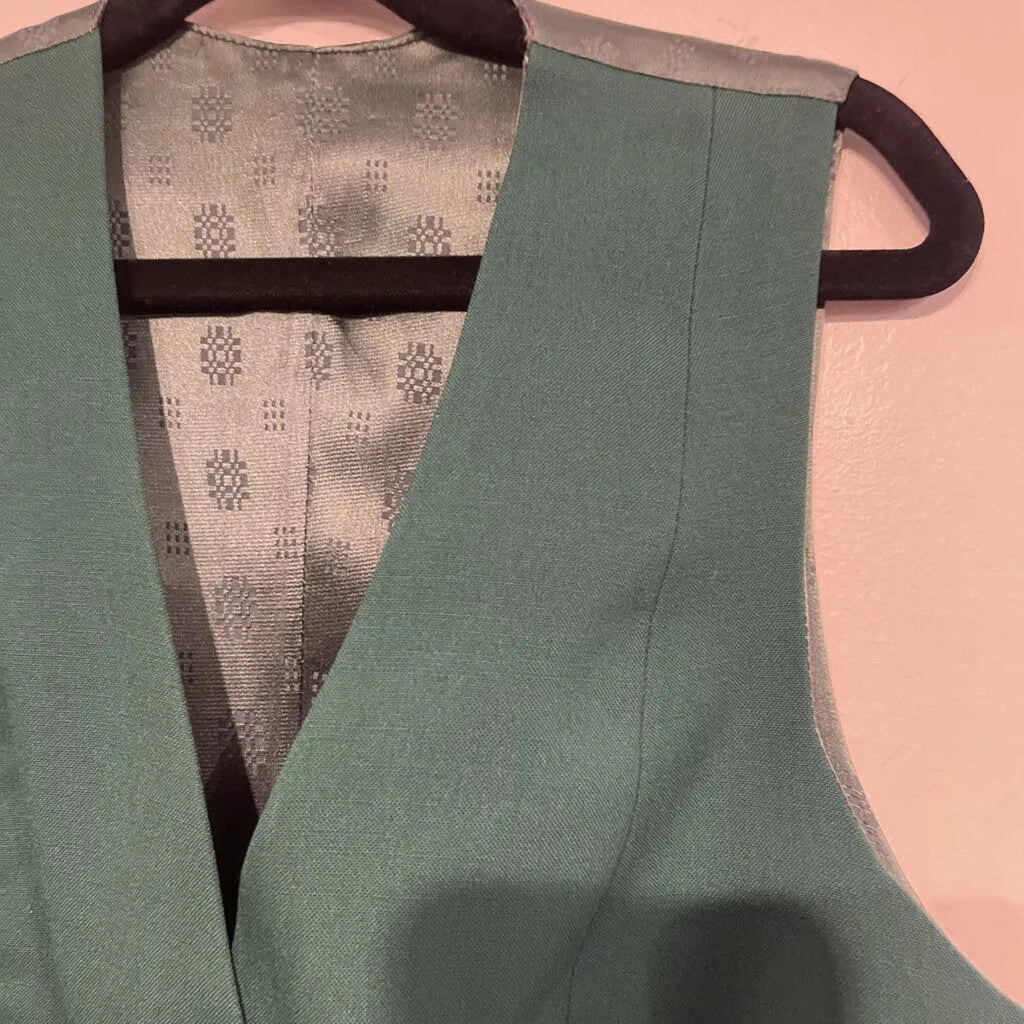 forest green vest