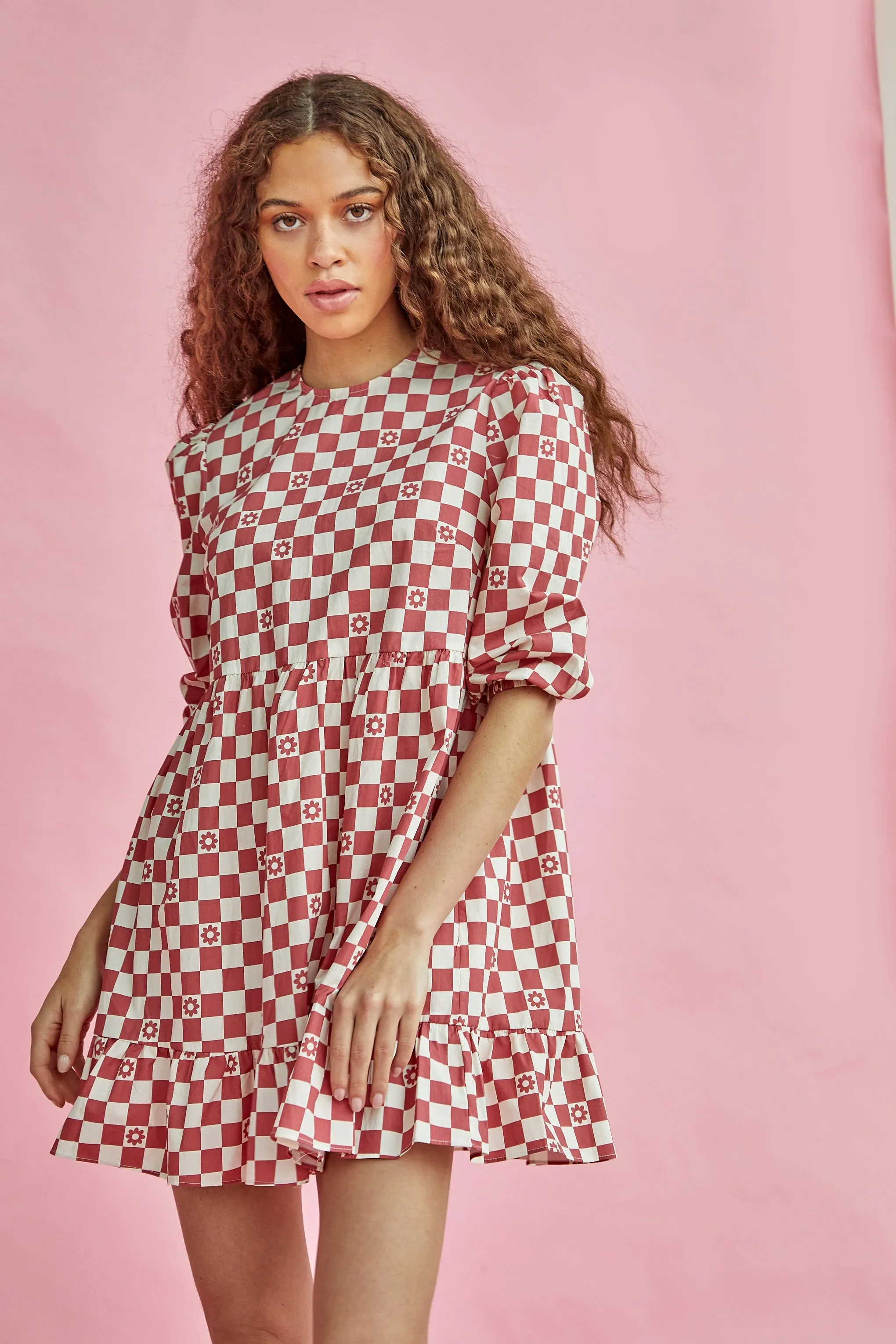 Glamorous Rose Checkerboard Flower Crew Neck Mini Dress