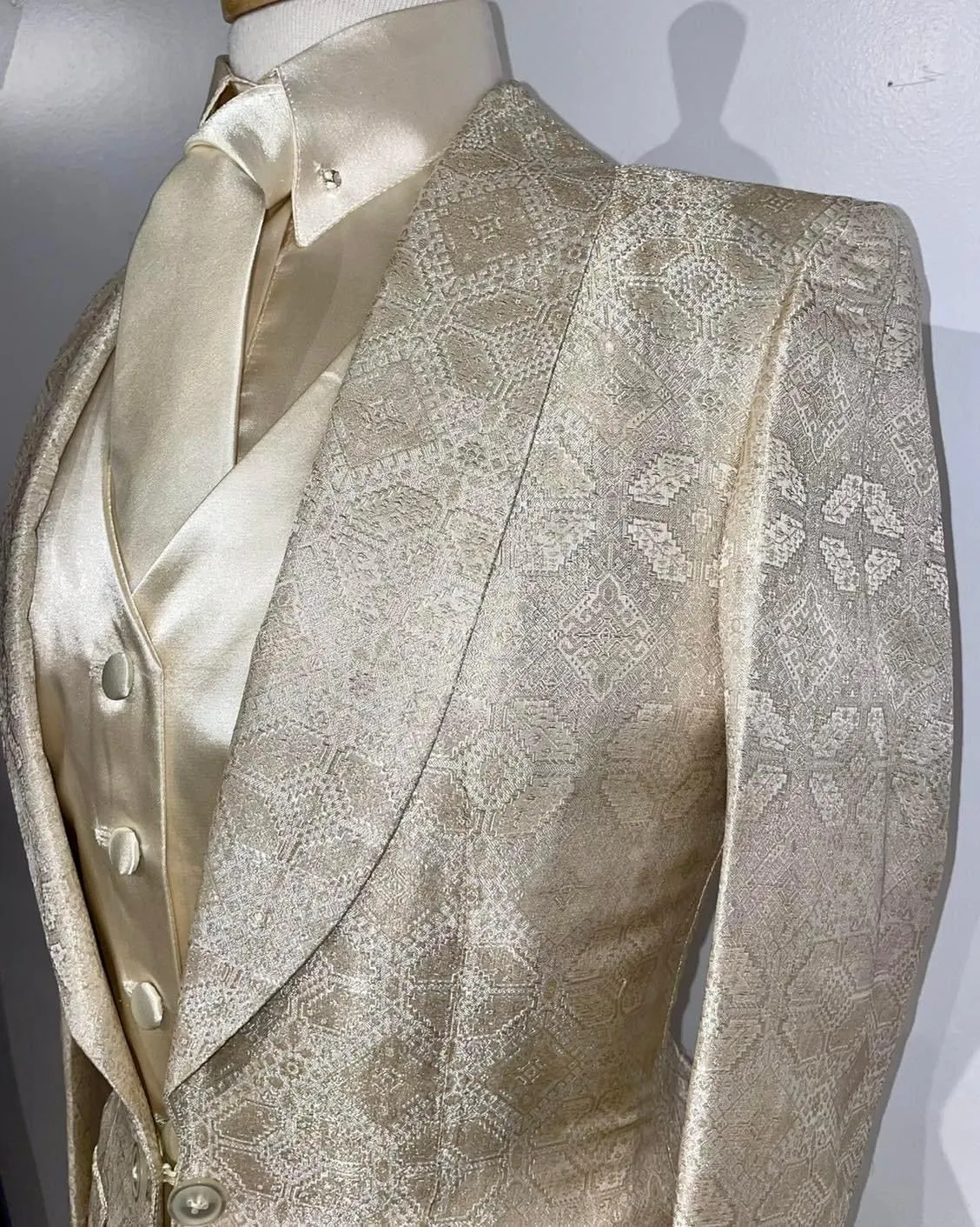 Hawkewood, Ladies Day Coat
