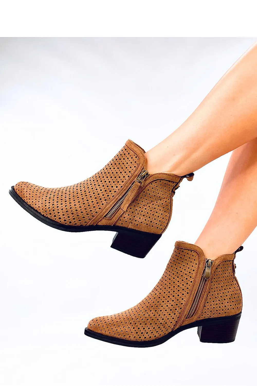Heel boots