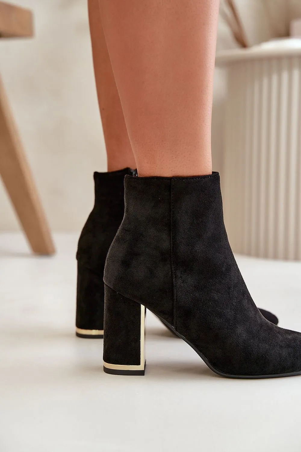 Heel boots