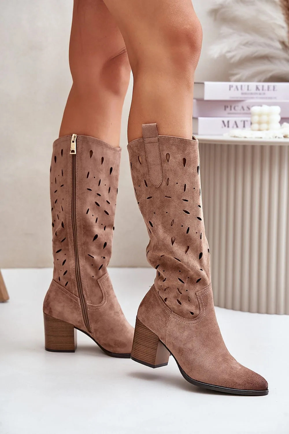 Heel boots