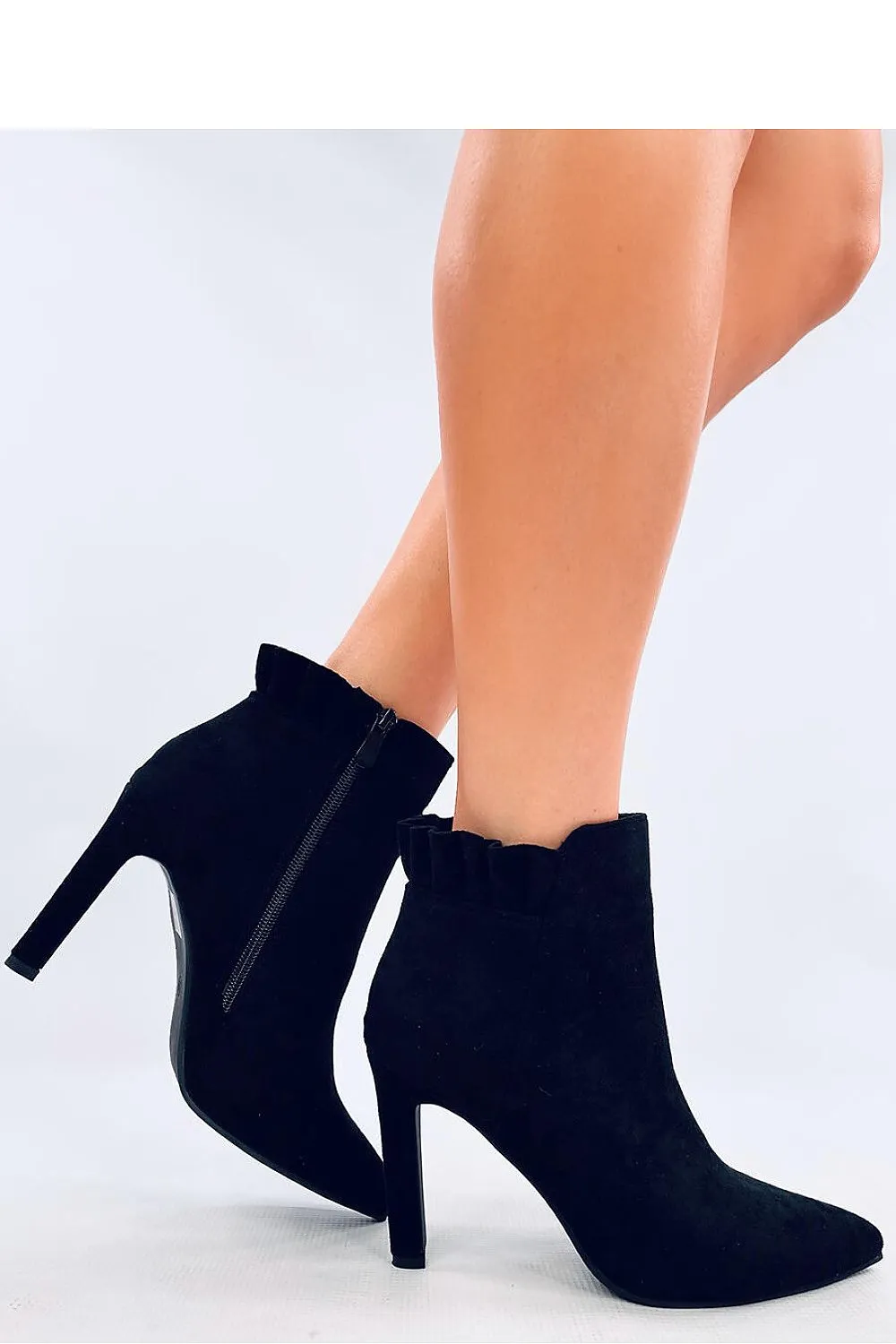 Heel boots
