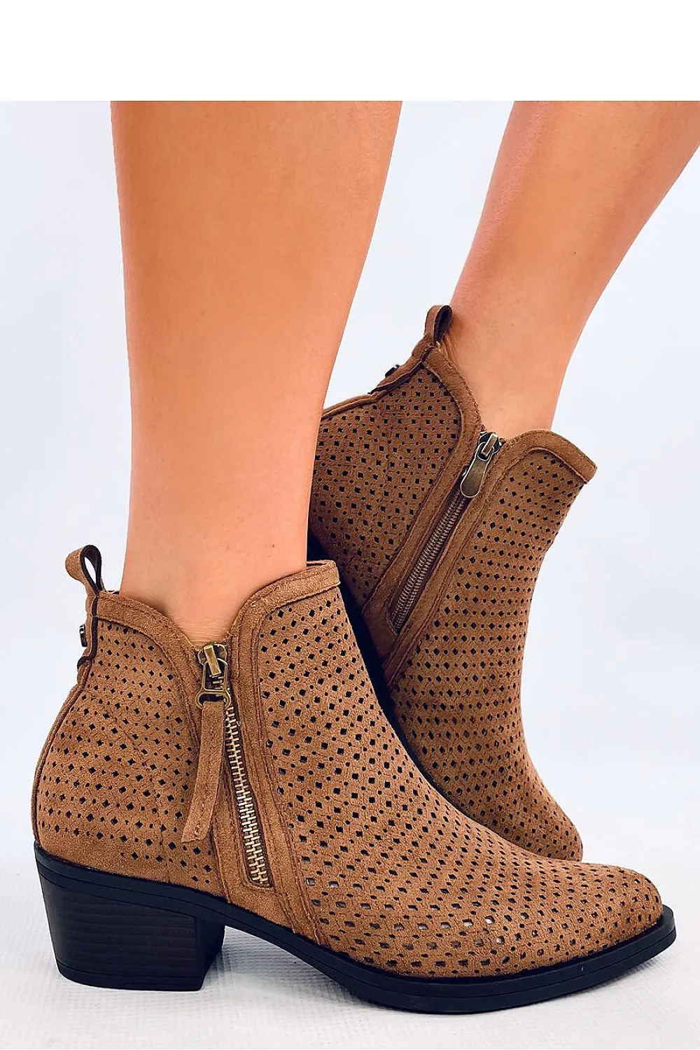 Heel boots