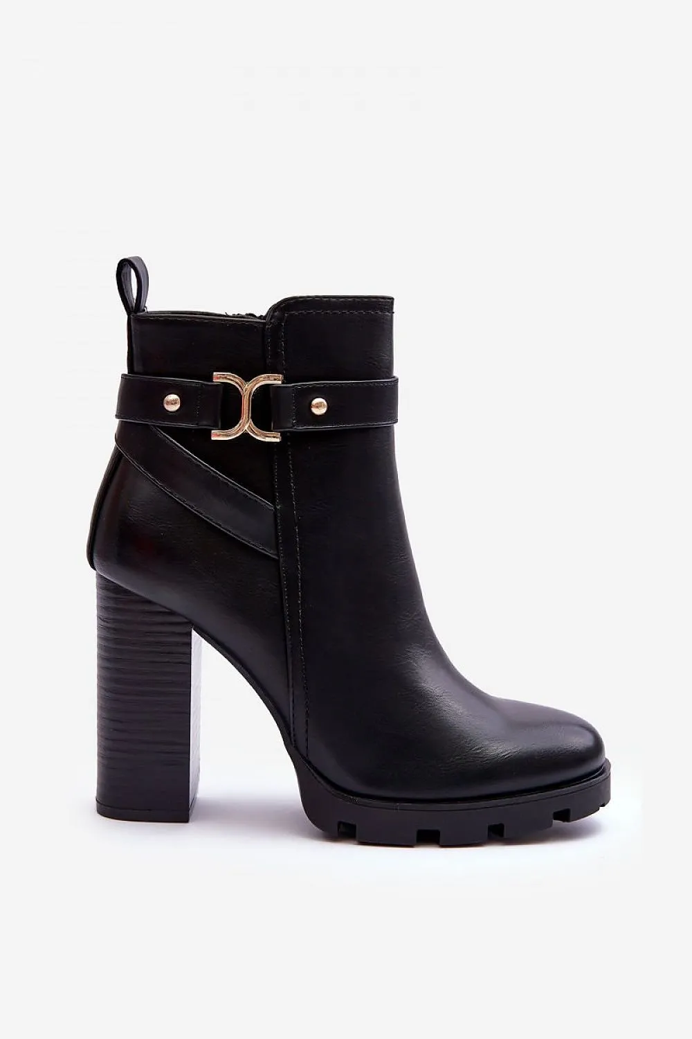 Heel boots
