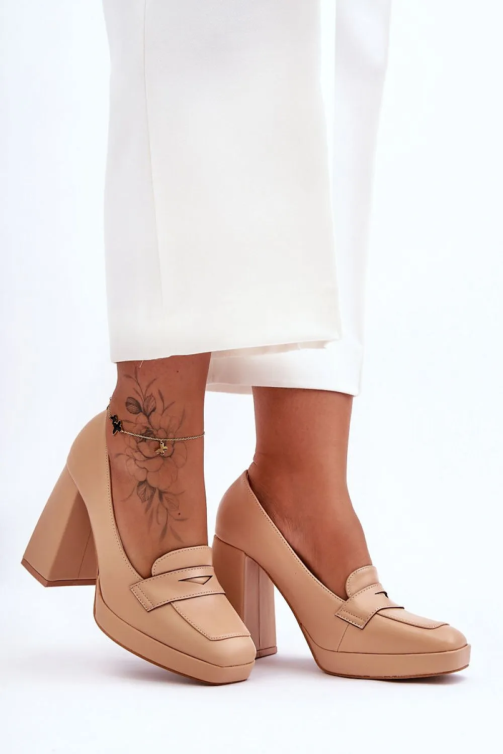 Heel pumps