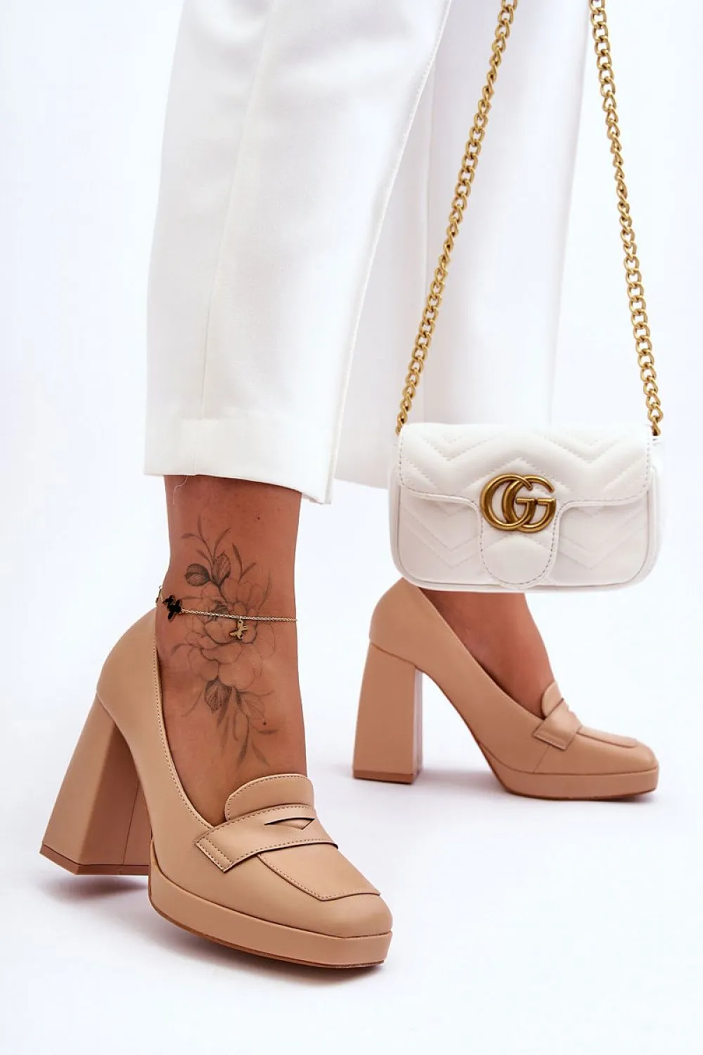 Heel pumps