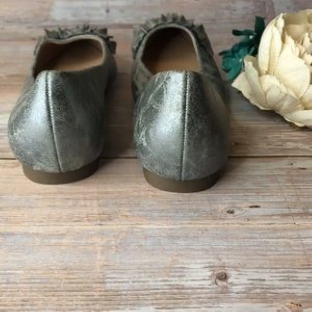 JOURNEE Judy Pewter Faux Leather Ruffled Flats 7M