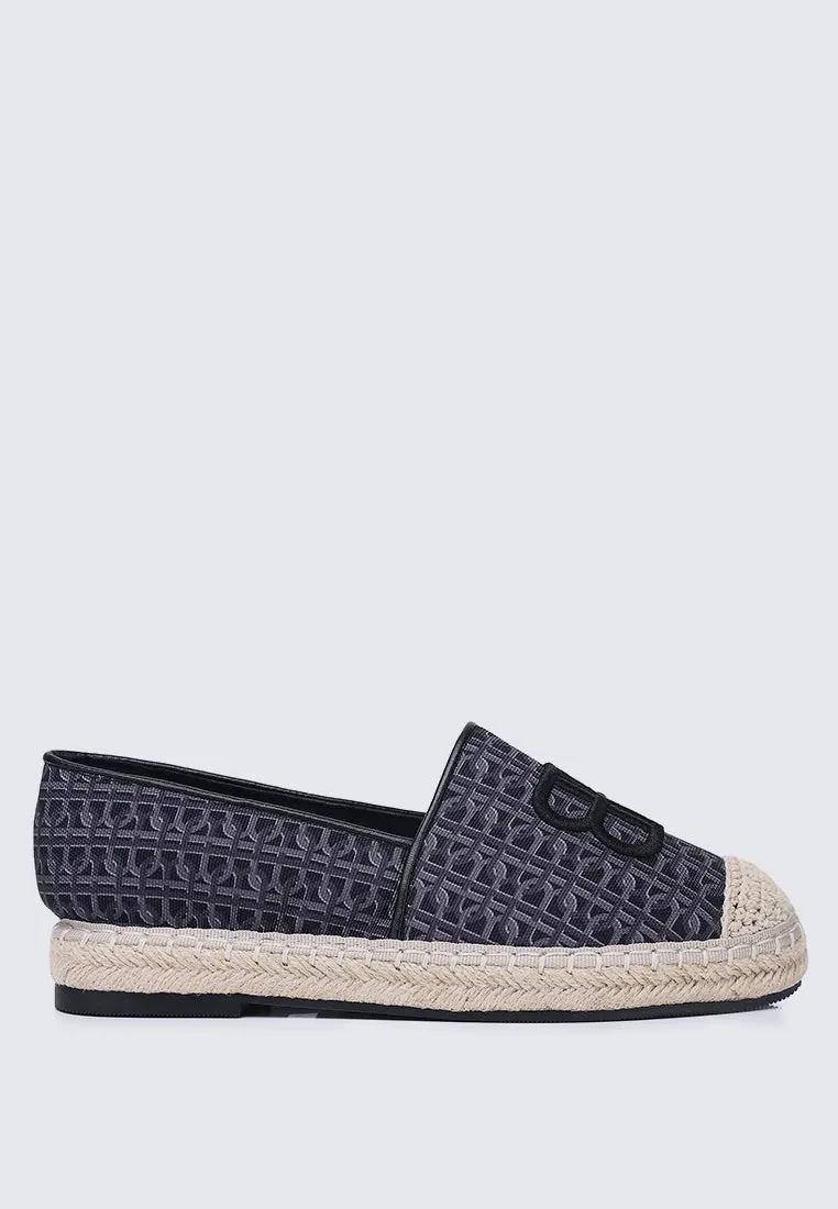 Maci Comfy Espadrilles In Black