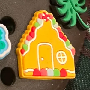 SHOE CHARMS - GINGERBREAD HOUSE