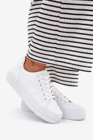 Sneakers Step in style