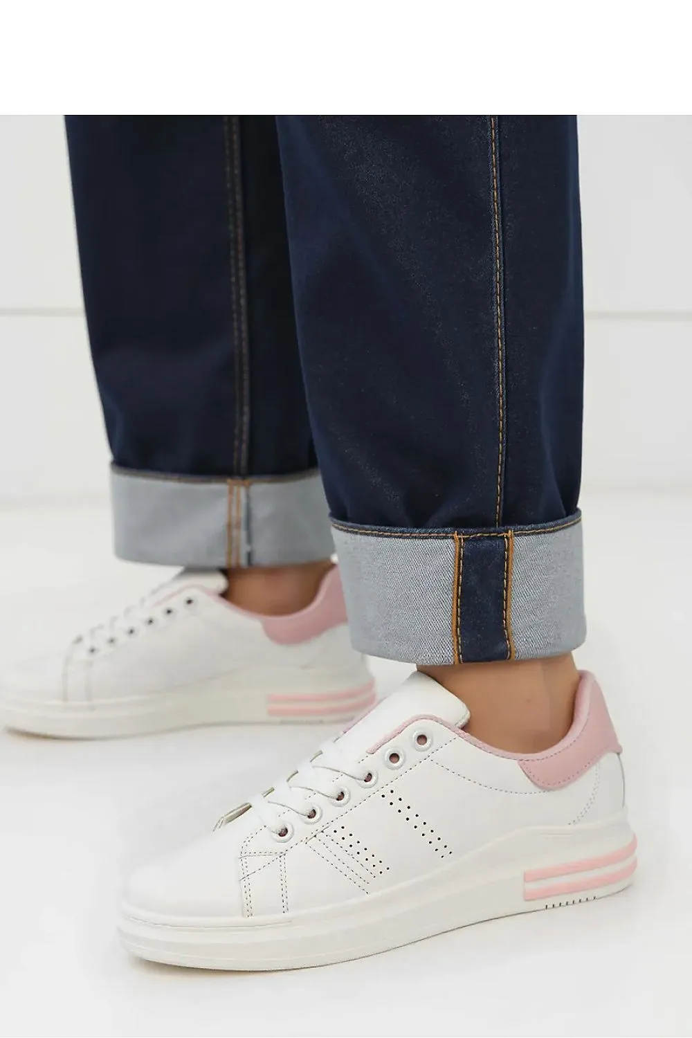 Sport Shoes Inello