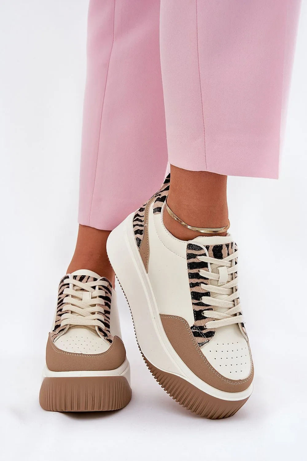 Sport Shoes Step in style