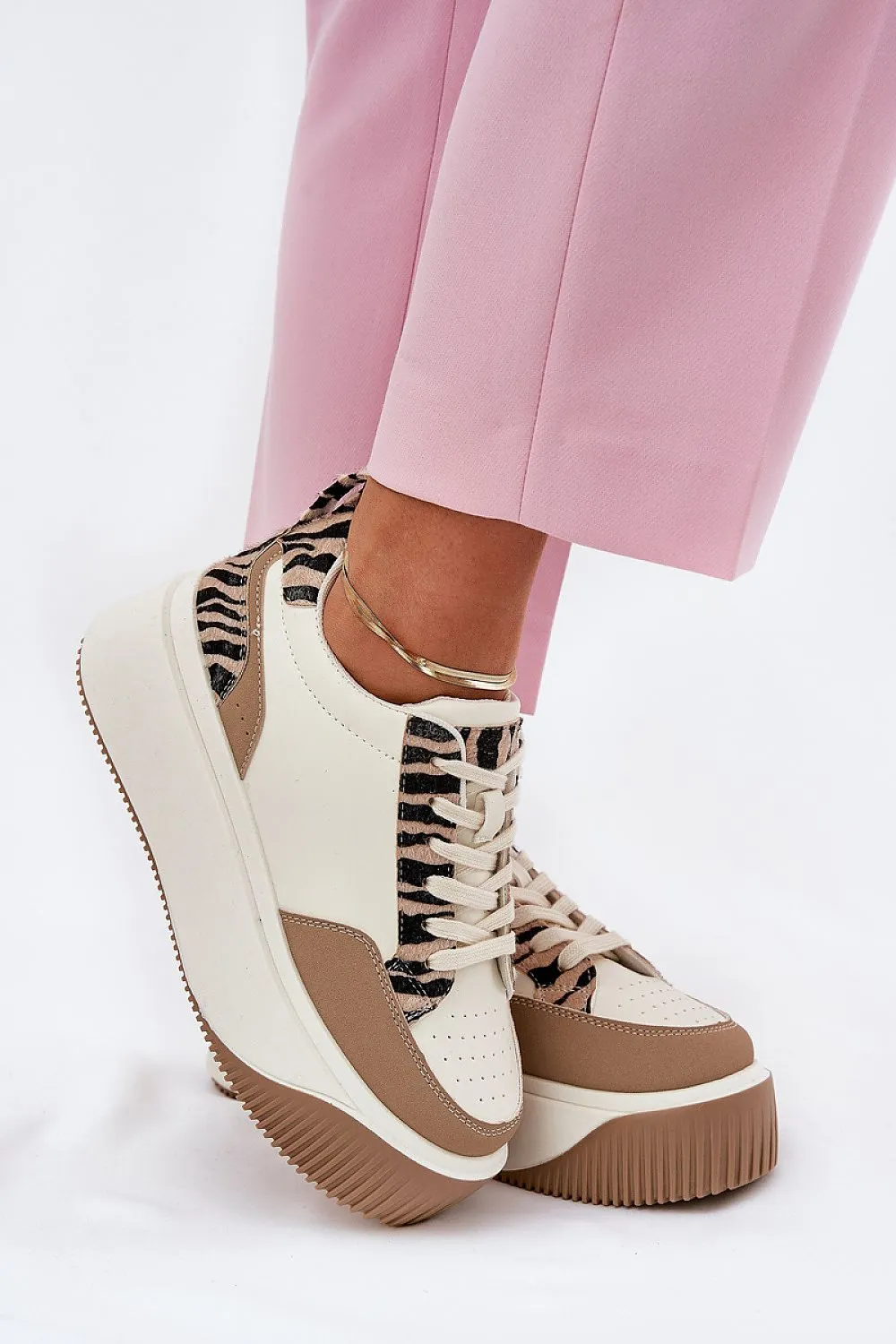 Sport Shoes Step in style