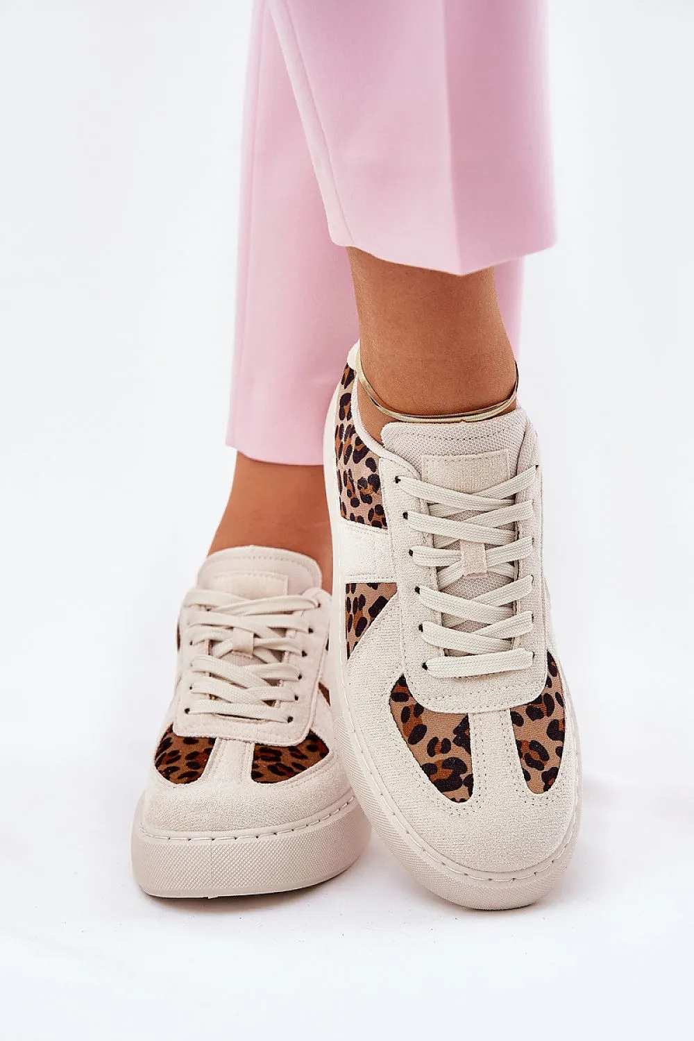 Sport Shoes Step in style