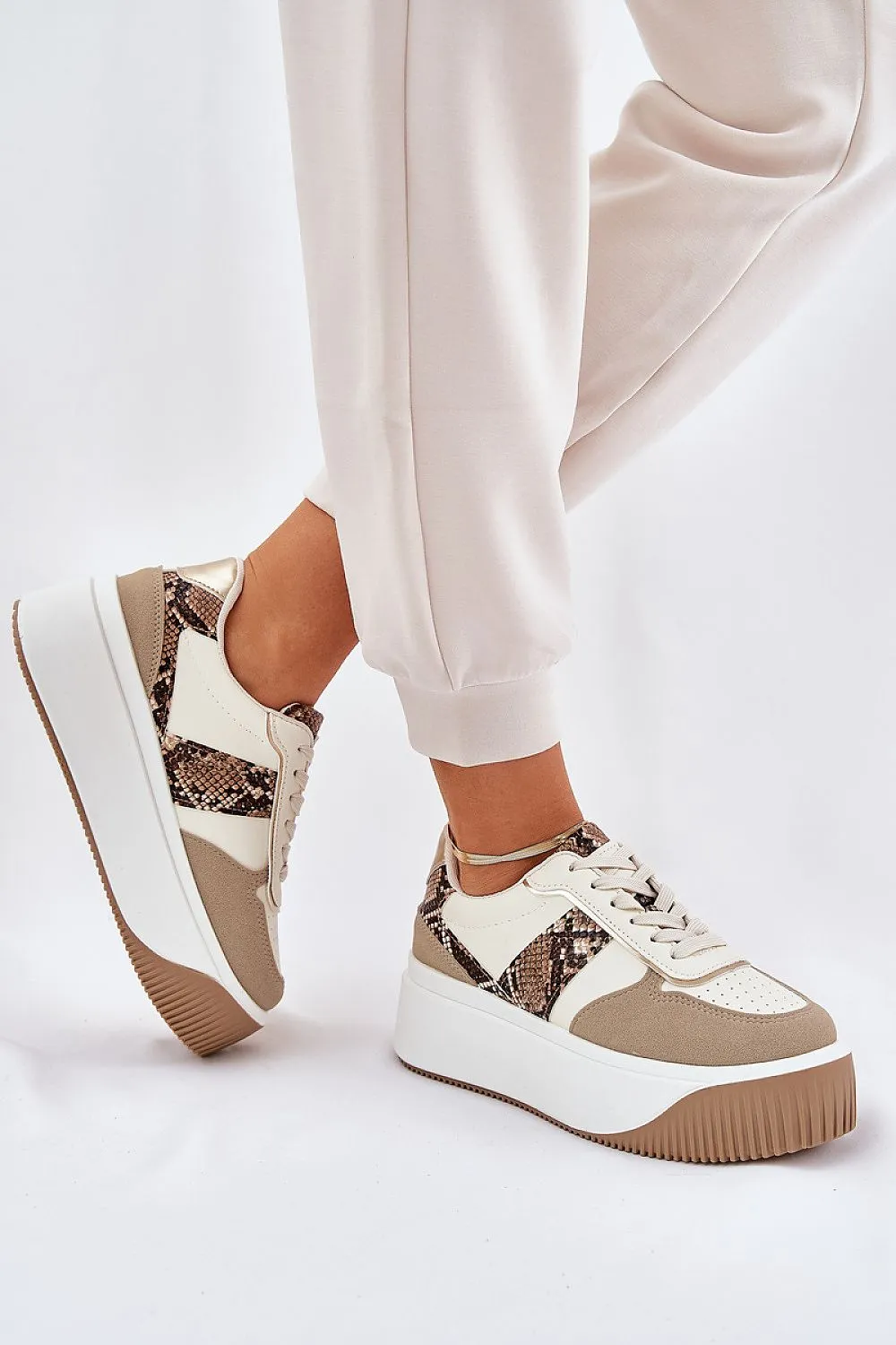 Sport Shoes Step in style