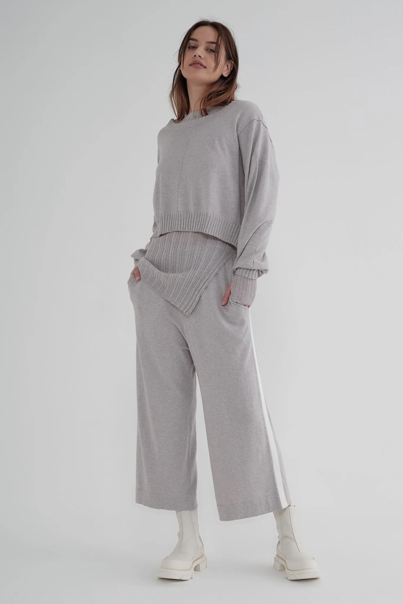 TAYLOR ARTICLE SWEATER WINDCHIME