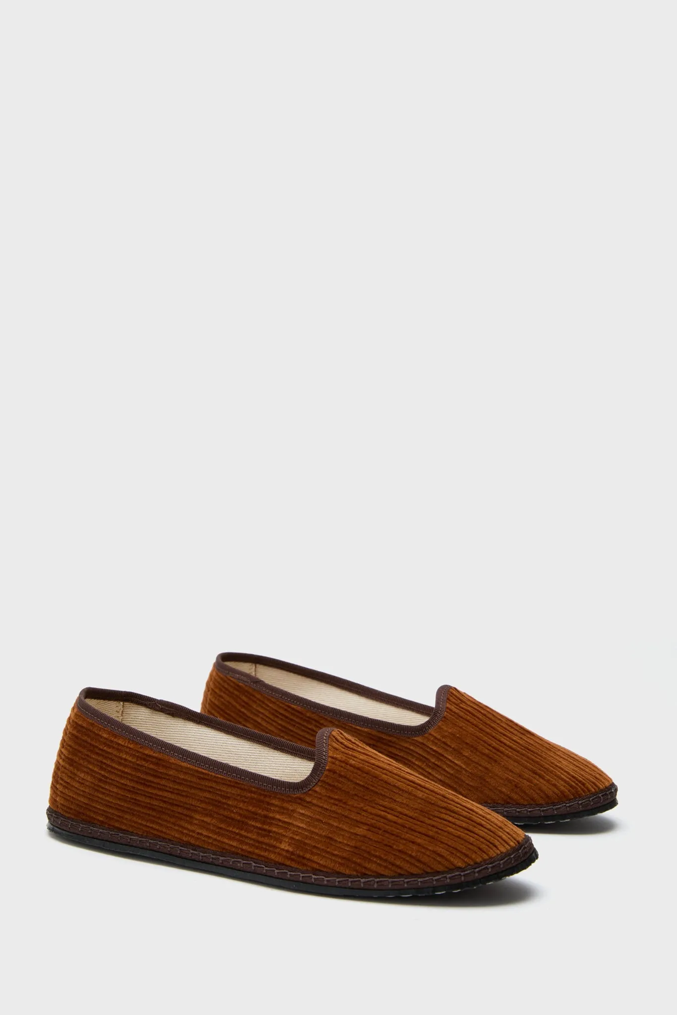 Veronese Classic Flats