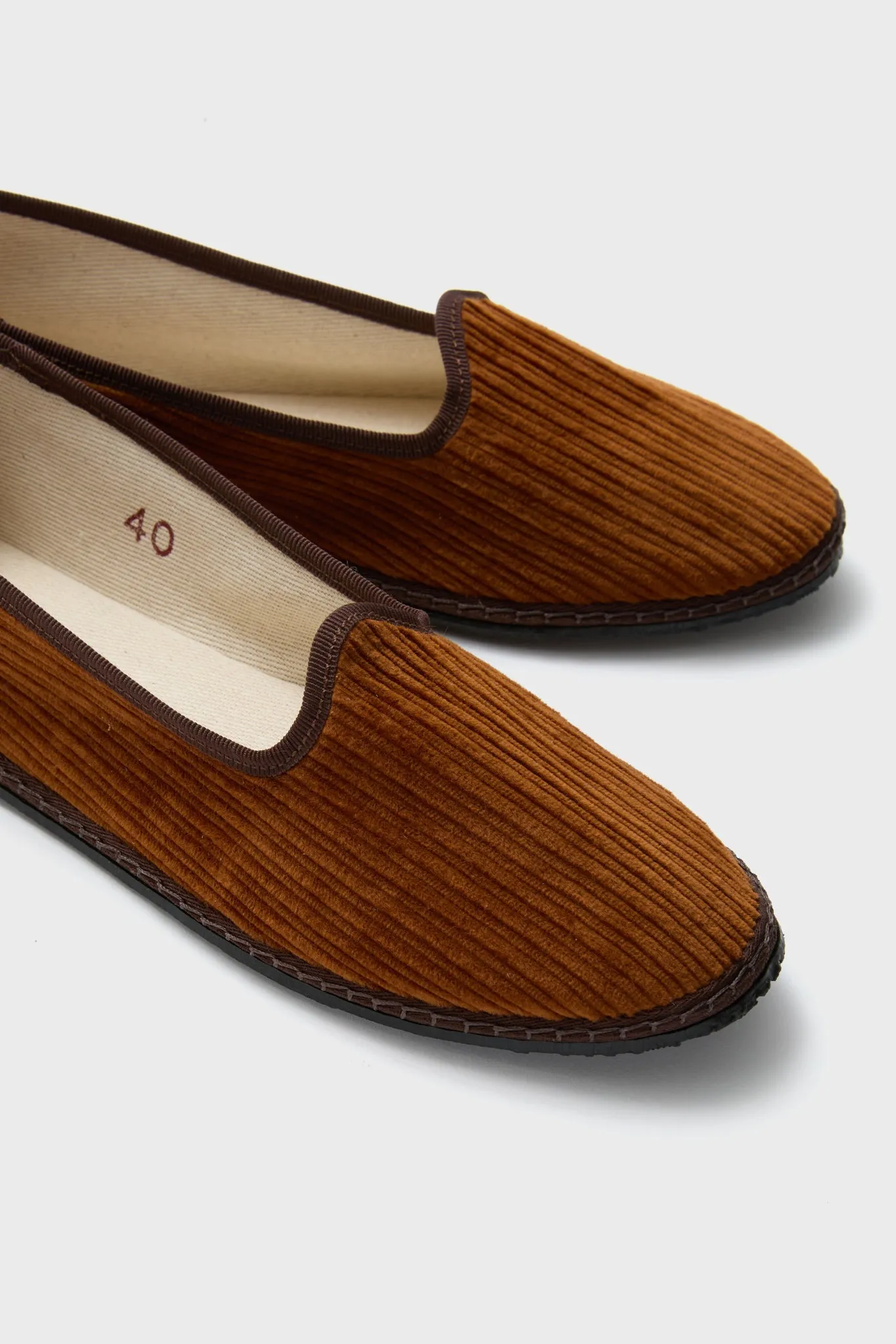 Veronese Classic Flats