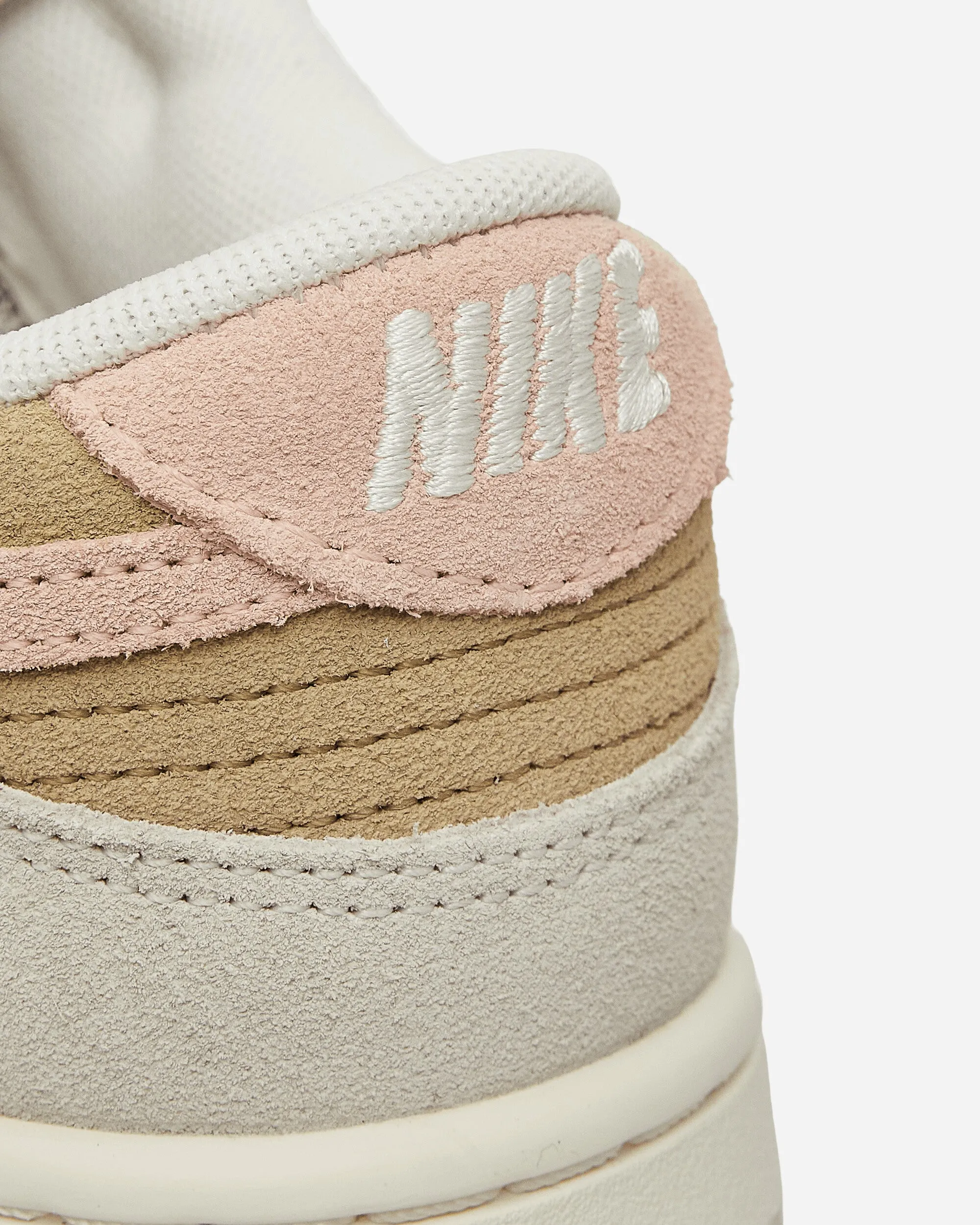 Women's Dunk Low Sneakers Phantom / Parachute Beige / Washed Coral